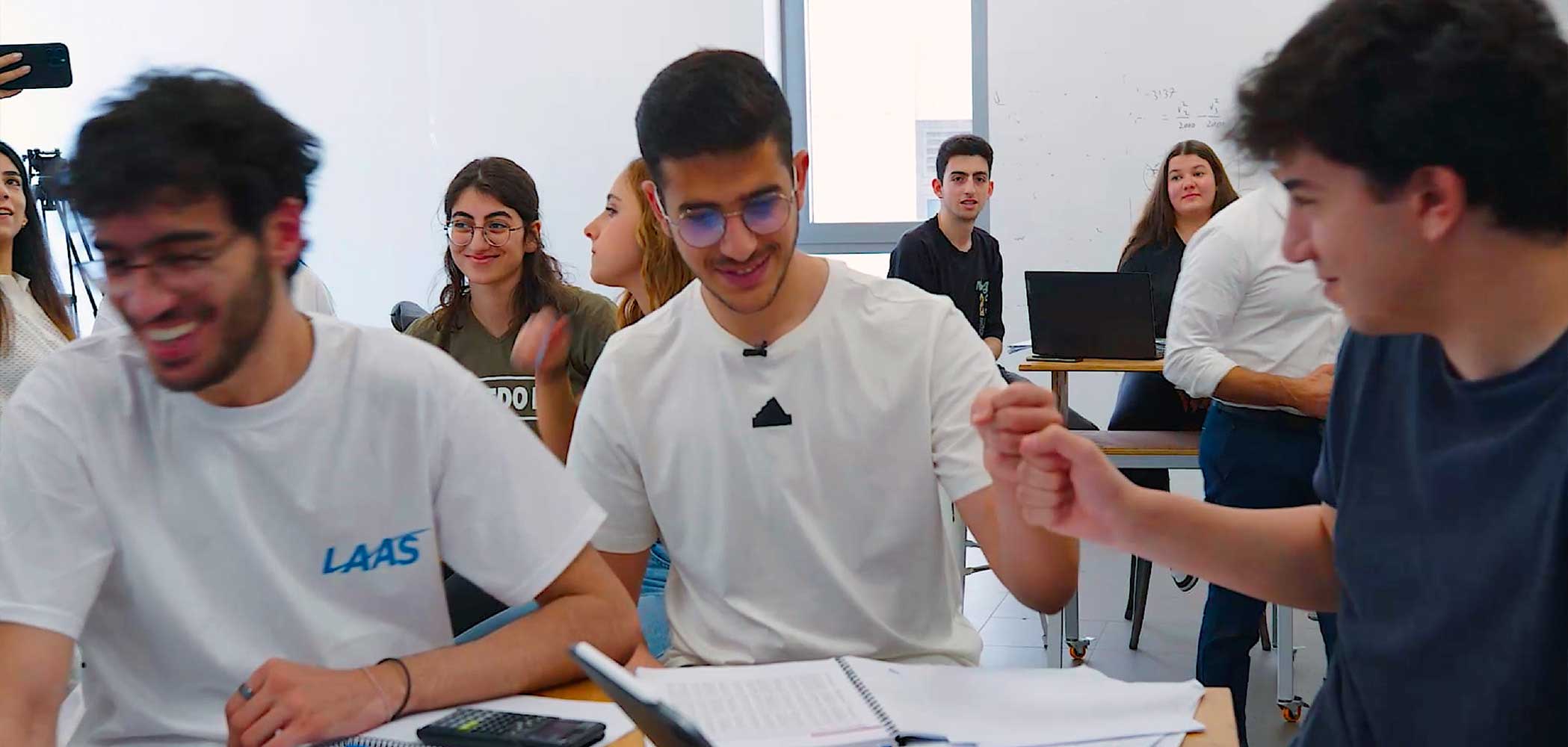 Is this really a recitation session? At MSFEA, MECH 310, Thermodynamics I course, means teamwork and competition, creating a vibrant, collaborative learning environment.